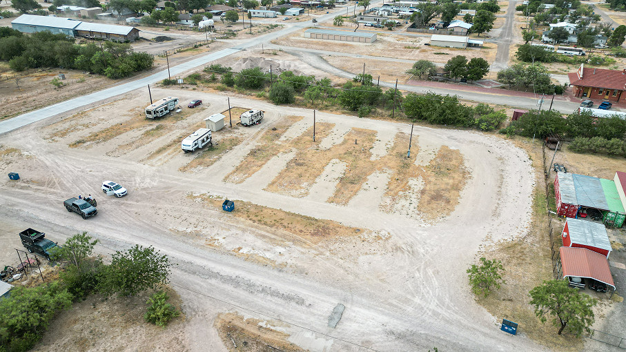 Quail Valley RV Park - 401 10th St., Sterling City, TX Photo