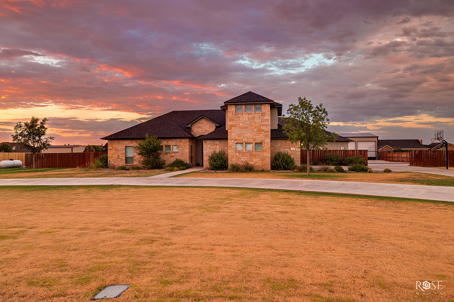 8214 Waterloo Drive, Wall, TX Photo